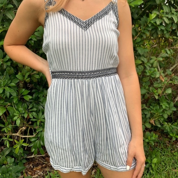 Japna Pants - NWT Japna Gray & White Striped Romper - Size M